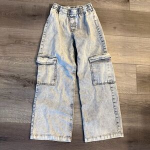 3/27$ H&M Kids Light Grey Wide Leg Cargo Denim Jeans size 10